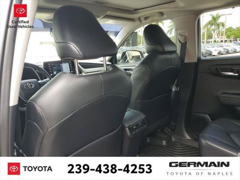 Certified 2020 Toyota Highlander XLE FWD image 23