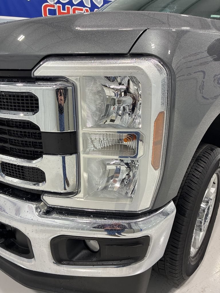 Used 2026 Ford F250 XLT AWD/4WD image 17