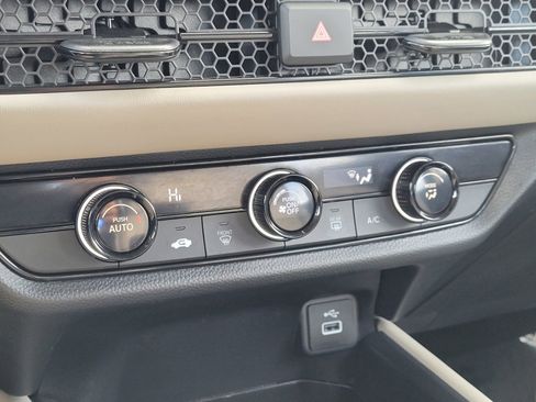 Certified 2024 Honda HR-V LX image 25