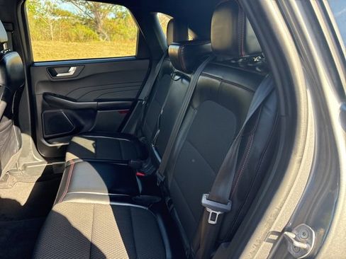 Used 2024 Ford Escape ST-Line image 13