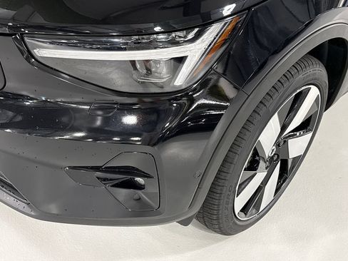 Certified 2023 Volvo XC40 Recharge Ultimate w/ Protection Package Premier AWD/4WD image 7