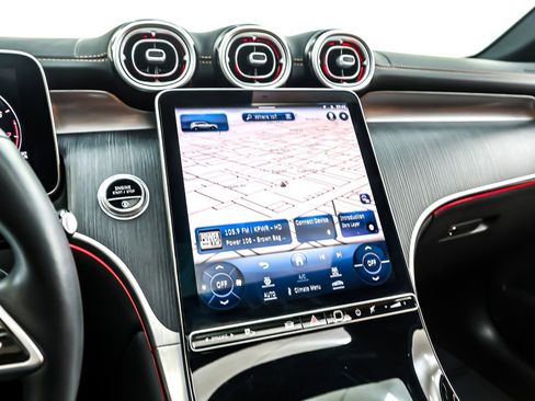 Used 2023 Mercedes-Benz GLC 300 4MATIC w/ Exclusive Trim Package image 21