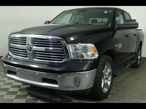 Used 2019 RAM 1500 Big Horn AWD/4WD image 1