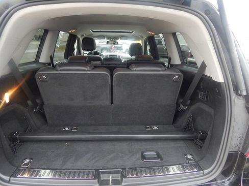 Used 2015 Mercedes-Benz GL 450 4MATIC image 17