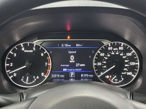 Used 2025 Nissan Altima 2.5 SV FWD image 36