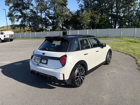Used 2025 MINI Cooper S FWD image 6
