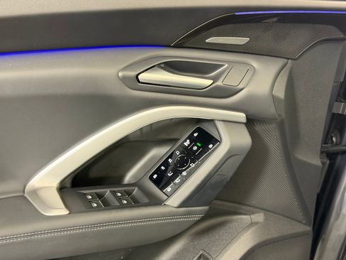 Certified 2025 Audi Q5 Prestige AWD/4WD image 13
