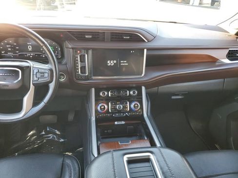 Used 2022 GMC Yukon Denali image 13