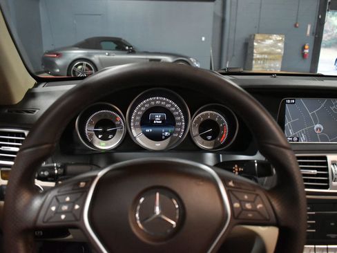 Used 2016 Mercedes-Benz E 550 Cabriolet w/ Premium 2 Package image 32