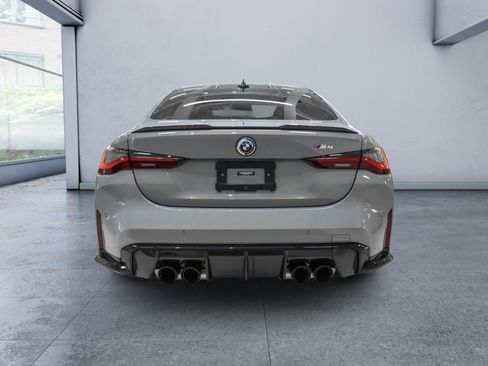 Used 2023 BMW M4 Coupe w/ M Carbon Exterior Package RWD image 5