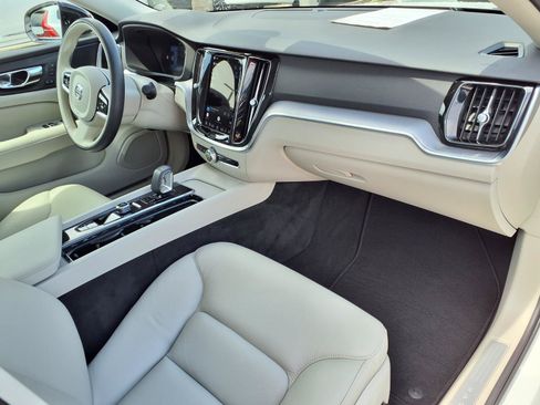 Certified 2023 Volvo S60 B5 Core w/ Climate Package FWD image 10