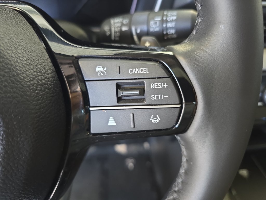 Used 2025 Honda Pilot Touring image 21