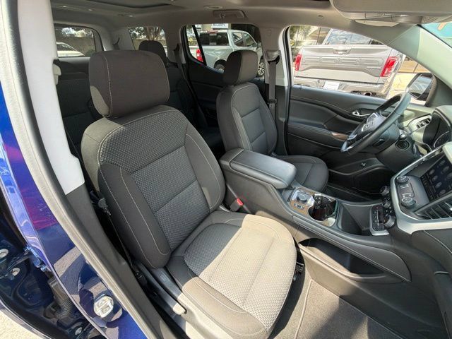 Used 2023 GMC Acadia SLE w/ Driver Convenience Package FWD image 26