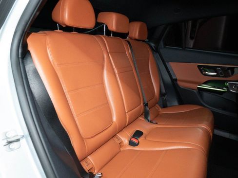 New 2027 Mercedes-Benz GLC 300 4MATIC image 15