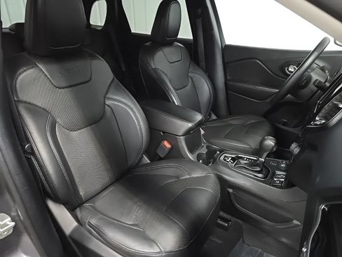 Used 2020 Jeep Cherokee Limited AWD/4WD image 17