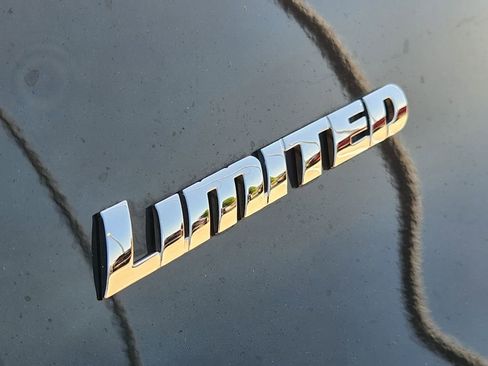 Used 2014 Toyota 4Runner Limited RWD image 11