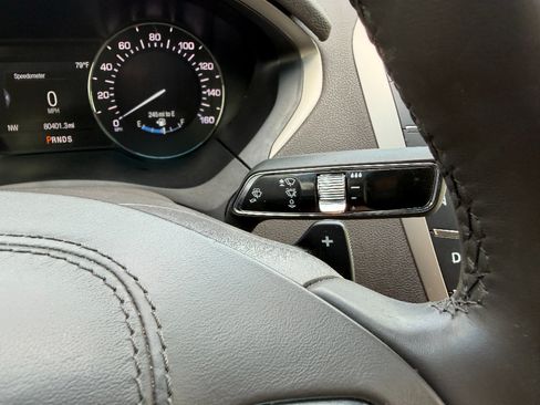 Used 2020 Lincoln MKZ FWD image 36