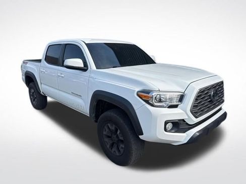 Used 2021 Toyota Tacoma TRD Off-Road image 7