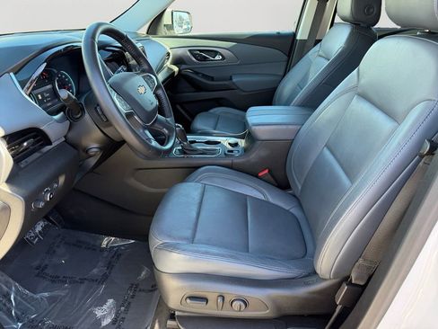 Used 2020 Chevrolet Traverse Premier FWD image 15