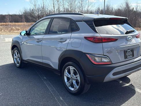Used 2023 Hyundai Kona SEL AWD/4WD image 9