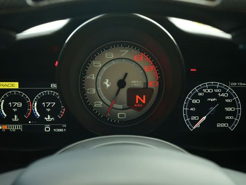 Used 2017 Ferrari 488 Spider image 19