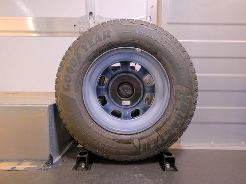 New 2025 Chevrolet Brightdrop 400 image 22