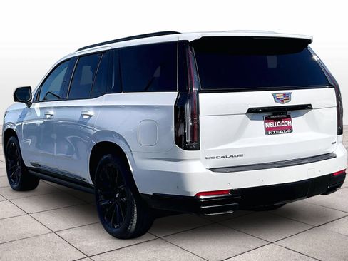 Used 2025 Cadillac Escalade Sport Platinum image 14