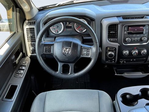 Used 2018 RAM 1500 Express image 5