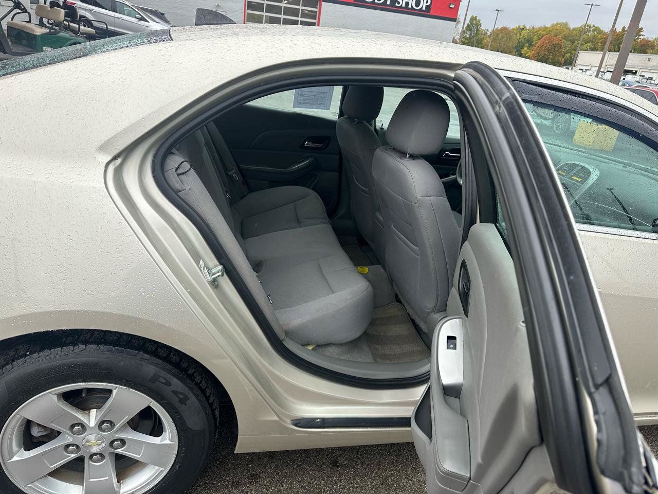 Used 2014 Chevrolet Malibu LS FWD image 12