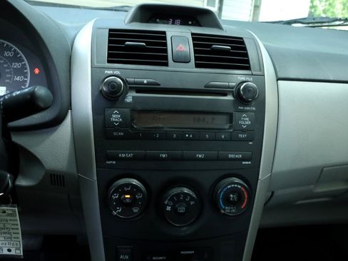 Used 2013 Toyota Corolla S Special Edition image 29