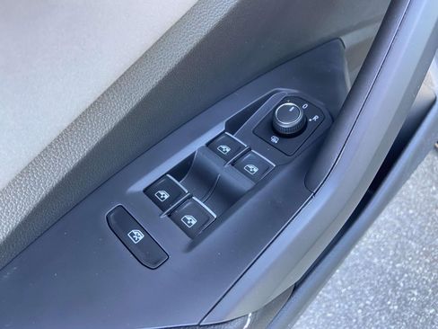 New 2026 Volkswagen Jetta SE image 20