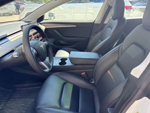 Used 2022 Tesla Model 3 Long Range AWD/4WD image 7