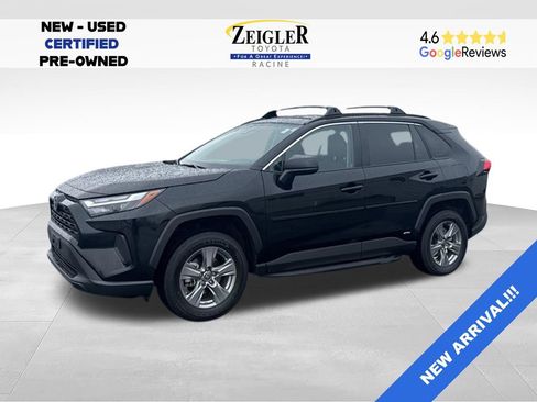 Used 2023 Toyota RAV4 LE AWD/4WD image 5