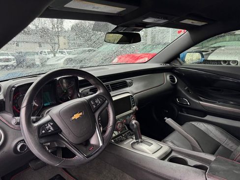Used 2013 Chevrolet Camaro SS w/ Hot Wheels Special Edition image 10