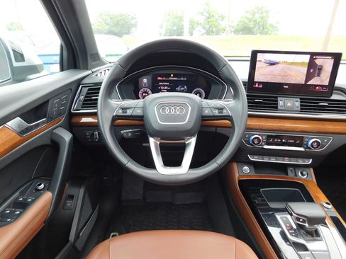 Used 2022 Audi Q5 2.0T Premium Plus AWD/4WD image 17