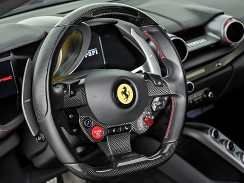 Used 2019 Ferrari 812 Superfast RWD image 23
