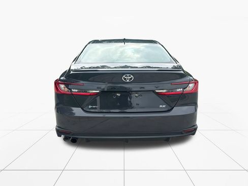 Used 2025 Toyota Camry SE FWD image 7
