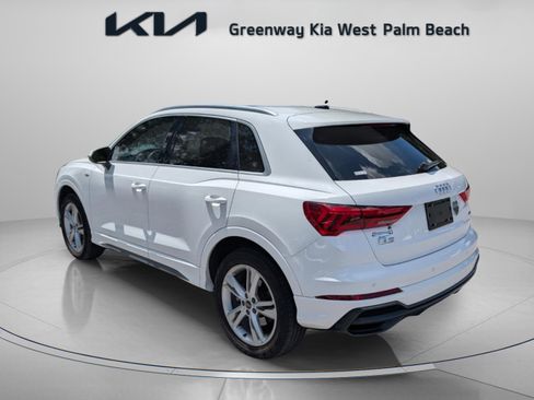 Used 2021 Audi Q3 2.0T Premium w/ Convenience Package AWD/4WD image 5