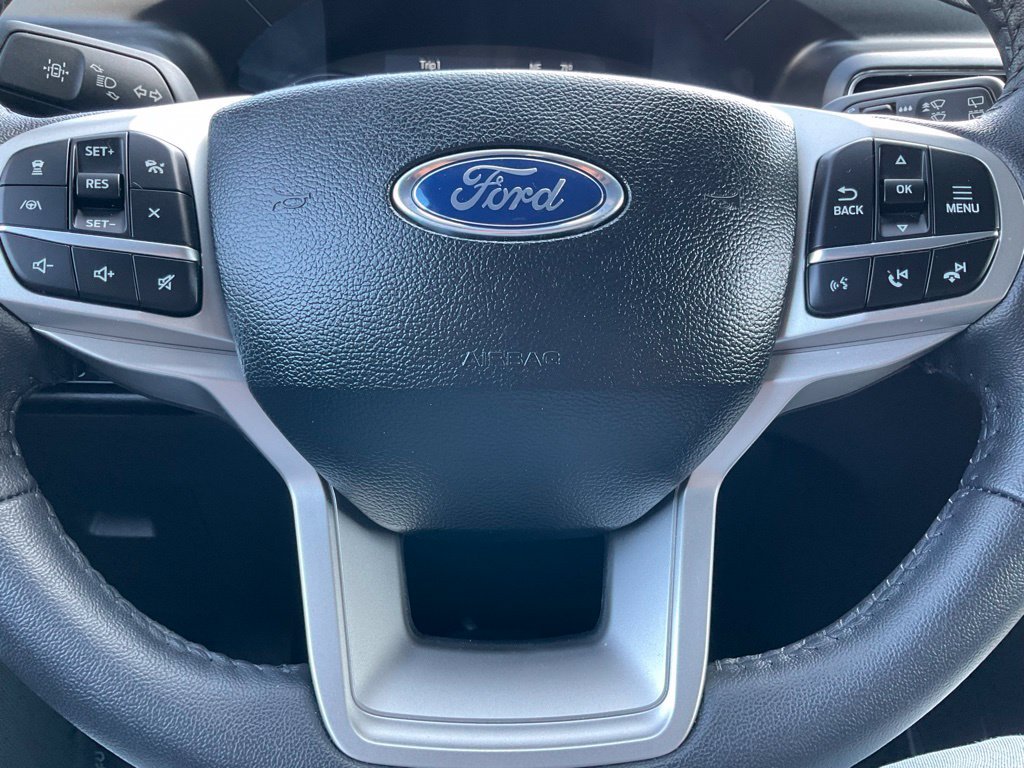 Certified 2024 Ford Explorer XLT w/ Equipment Group 202A AWD/4WD image 44