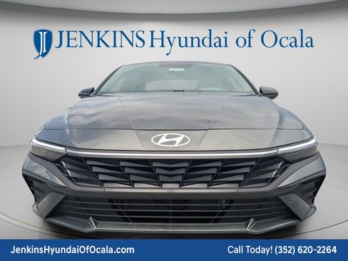 New 2026 Hyundai Elantra SEL Sport FWD image 10
