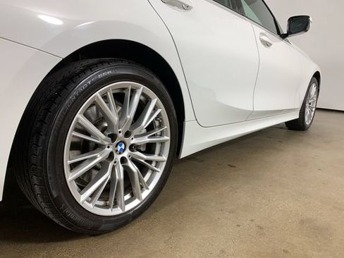 Used 2023 BMW 330i xDrive Sedan w/ Driving Assistance Package AWD/4WD image 9