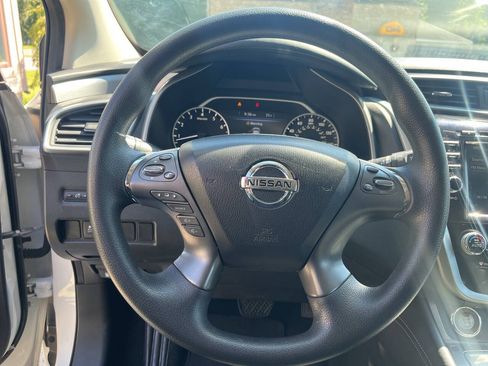 Used 2019 Nissan Murano S AWD/4WD image 6
