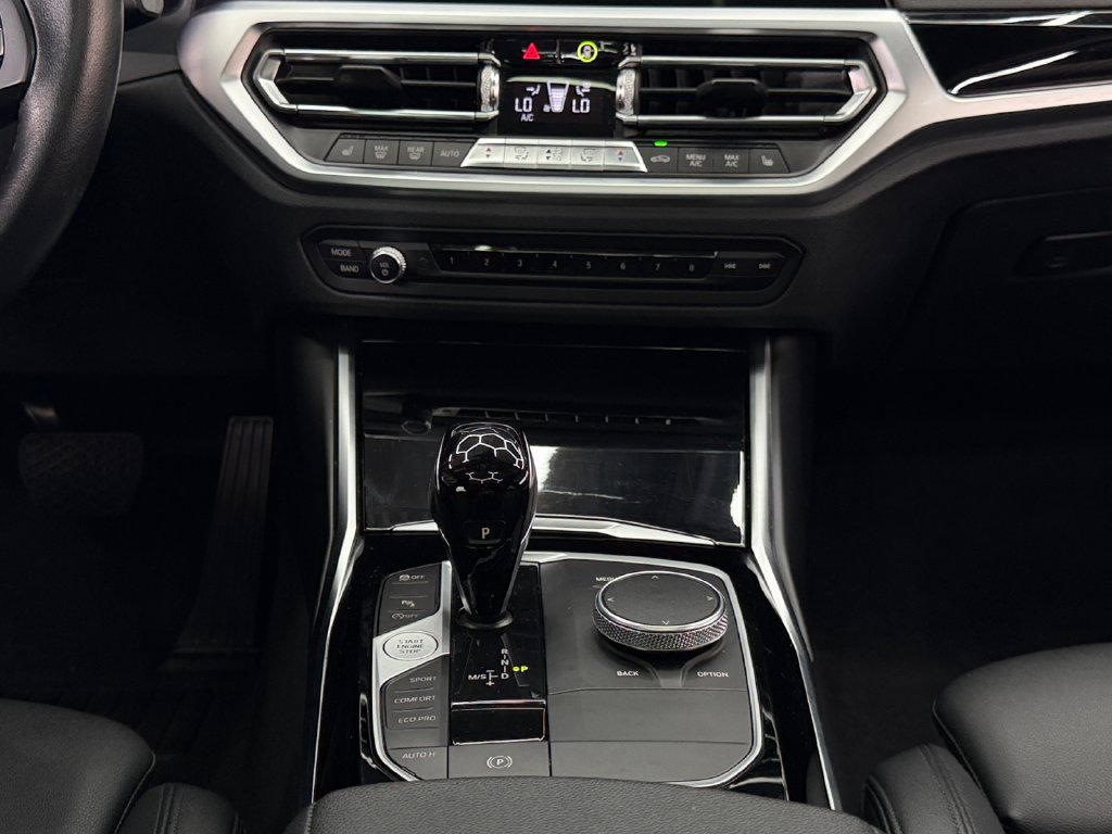 Used 2019 BMW 330i Sedan w/ Convenience Package RWD image 19