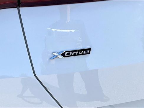 Used 2025 BMW X3 xDrive30i AWD/4WD image 9
