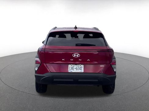 Used 2025 Hyundai Kona SEL image 12