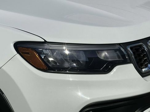 Used 2024 Jeep Compass Latitude image 8