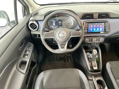 Used 2024 Nissan Versa SV FWD image 10