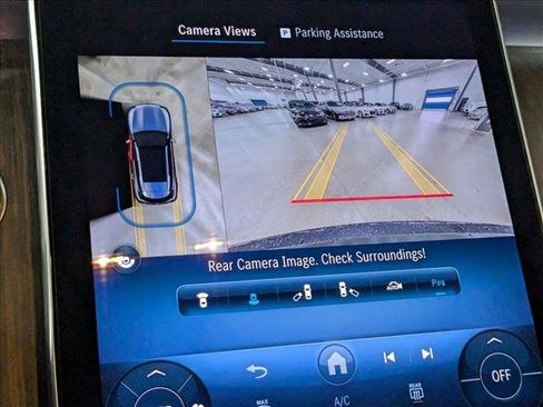 Used 2025 Mercedes-Benz GLC 300 GLC 300 image 12