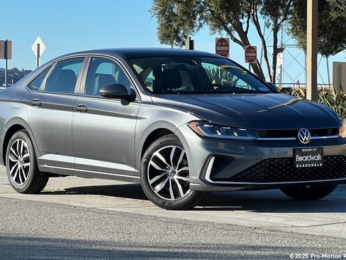 New 2026 Volkswagen Jetta SE FWD image 1
