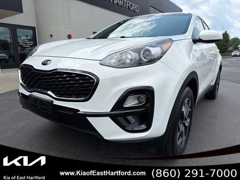 Used 2020 Kia Sportage LX AWD/4WD image 3